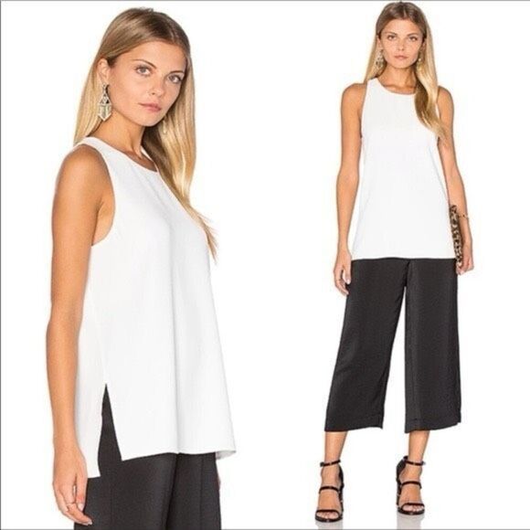 ✨VINCE Bonded Crepe Sz Medium Blouse Tank Shell Revolve Sleeveless Side Slits✨ - Picture 3 of 9